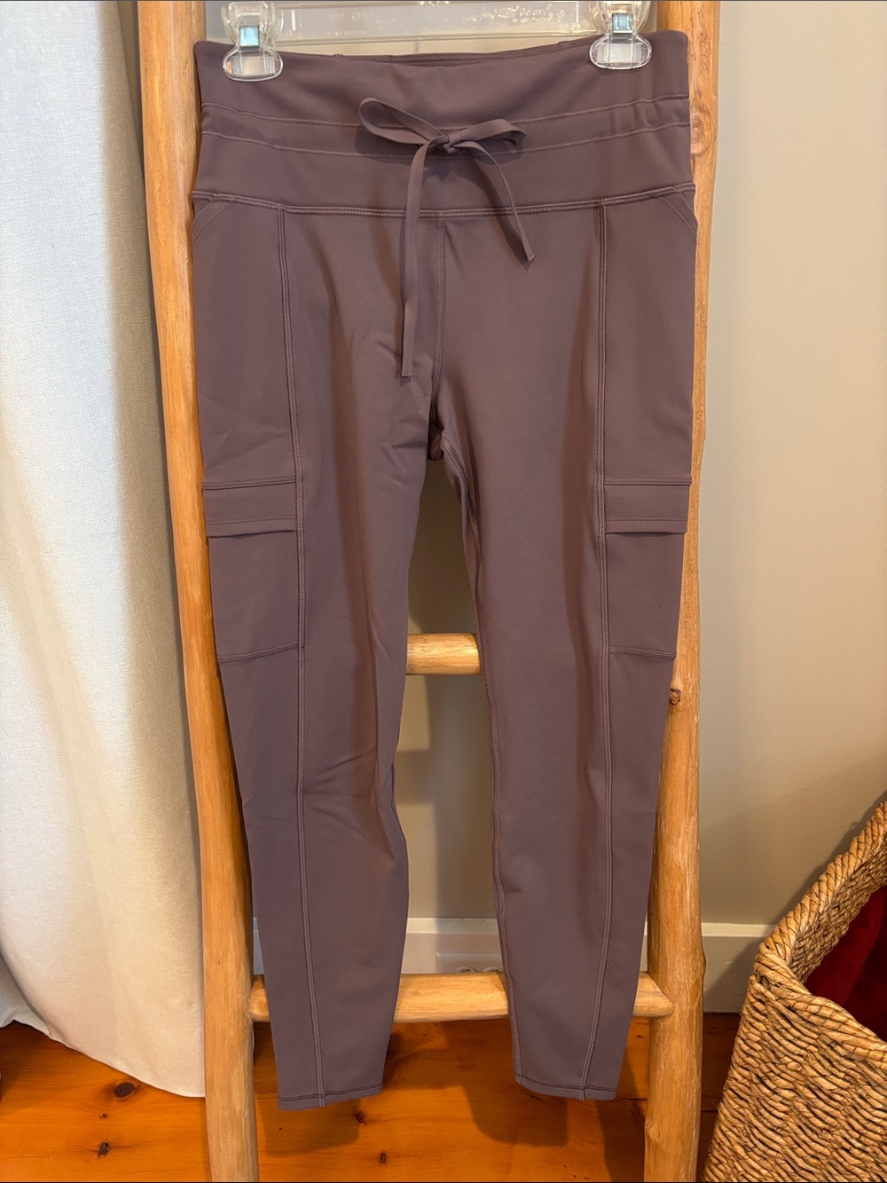 Athleta Rainer Cargo tight